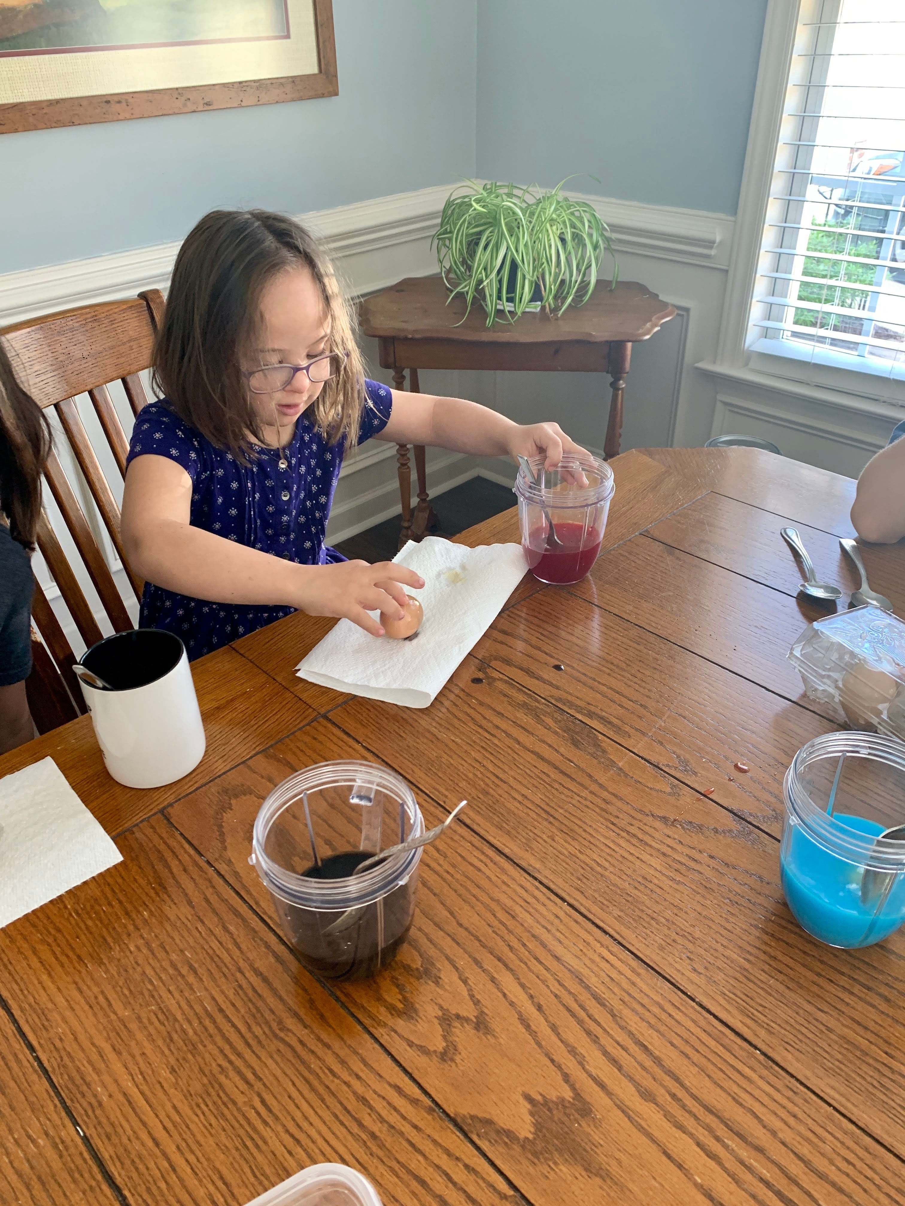 Egg dying